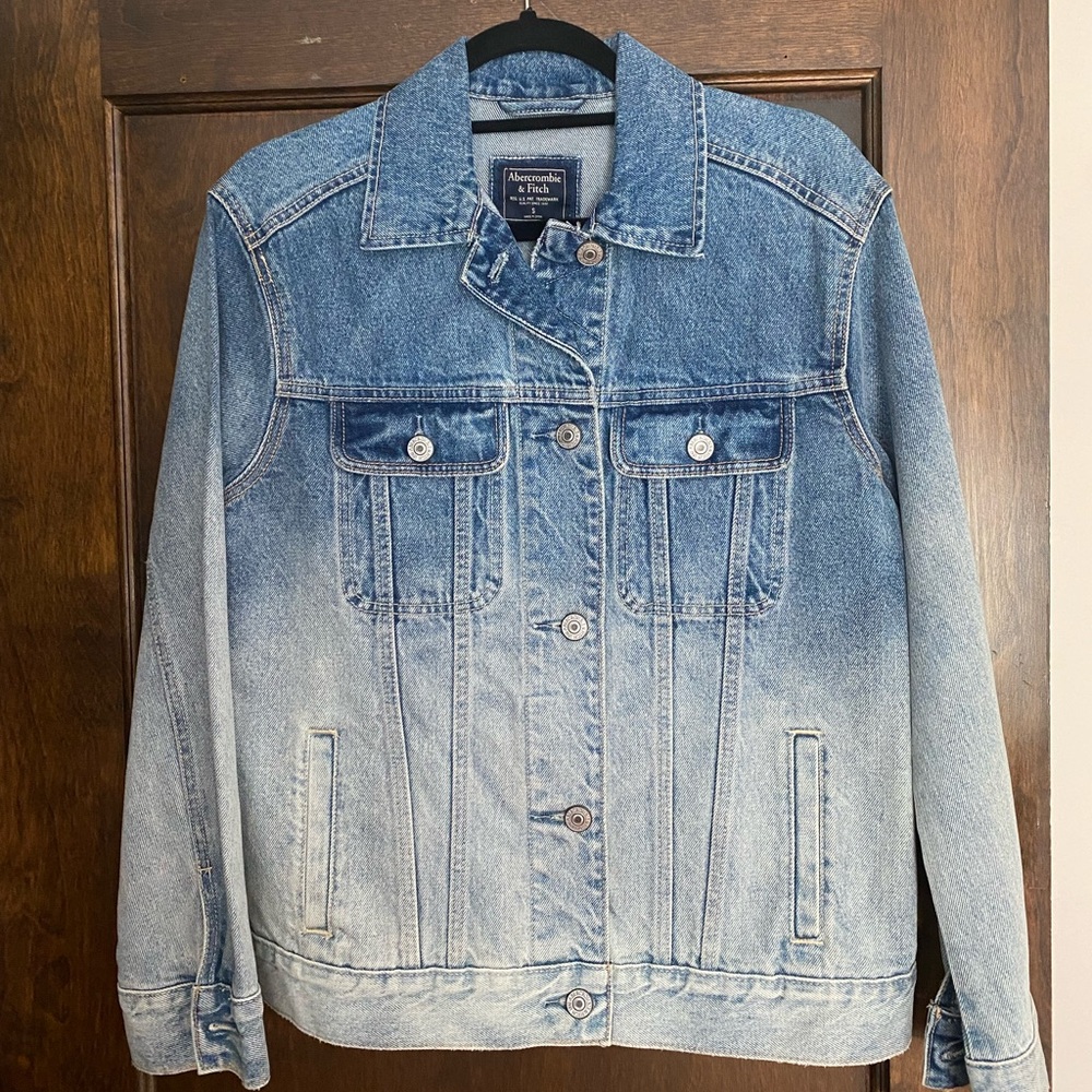 Abercrombie & Fitch Ombré Jean Jacket